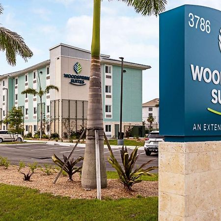 Woodspring Suites Naples Golden Gate Exterior foto