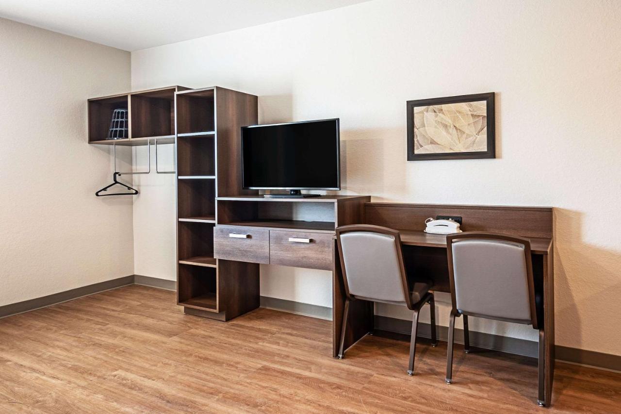 Woodspring Suites Naples Golden Gate Exterior foto